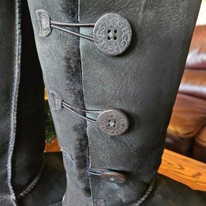 Black UGG boots - Size 10